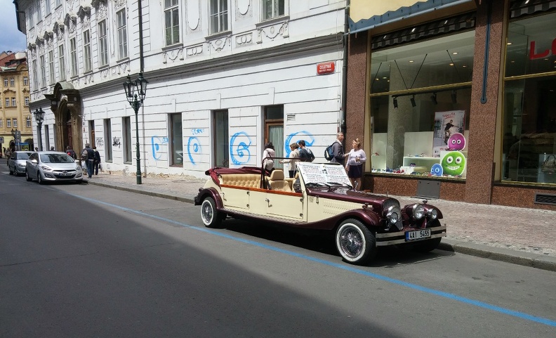 tachka-dlya-turistov.jpg