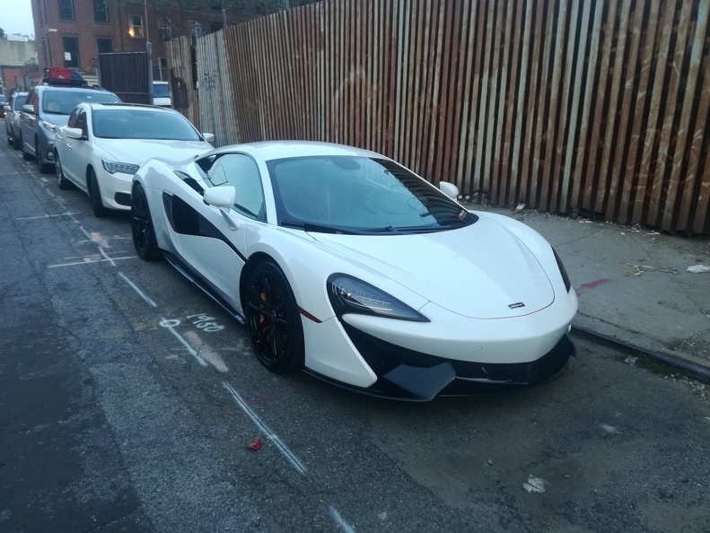 mclaren.jpg