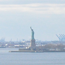 США 2